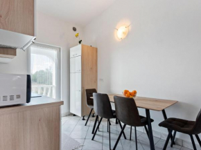 Snug Apartment in Vir with Sea Beach Nearby